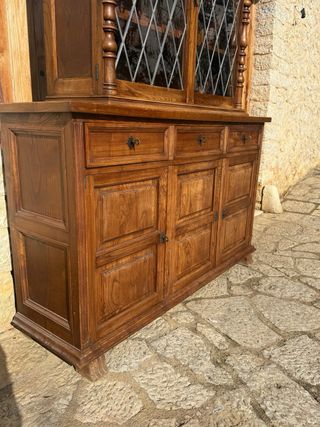 Aparador Vitrina vintage estilo Castellano