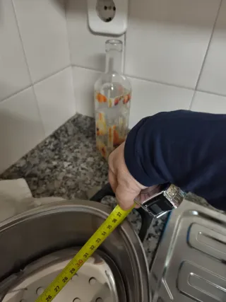 Olla AMC Metal y Plástico