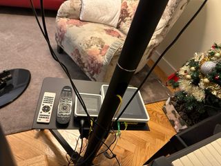 Soporte TV Móvil Universal Trípode