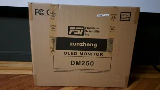 Monitor OLED Flanders Scientific DM250