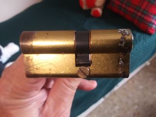 Cilindro Cerradura SECURITESA Dorado