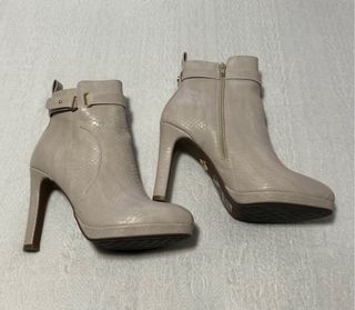 Botines Buffalo Beige Talla 40