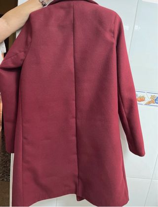 Abrigo de paño burdeos talla S