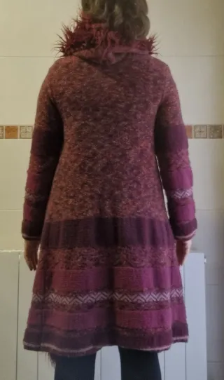 Chaqueta Zara con capucha y pelo