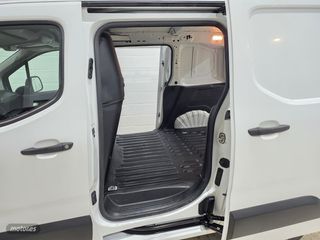 Citroen Berlingo HDI 100cv doble puerta lateral