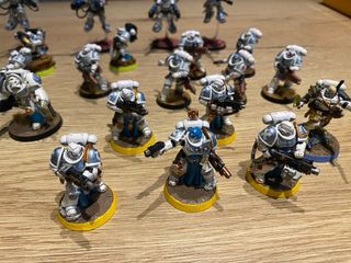 Ejército Warhammer pintado