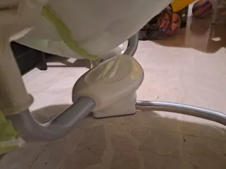 Hamaca para bebé con música y movimiento