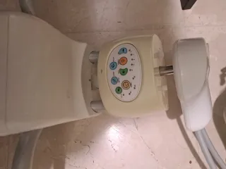 Hamaca para bebé con música y movimiento