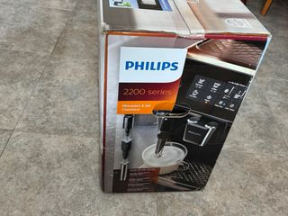 Cafetera Philips 2200 Serie Classic Milk Frother