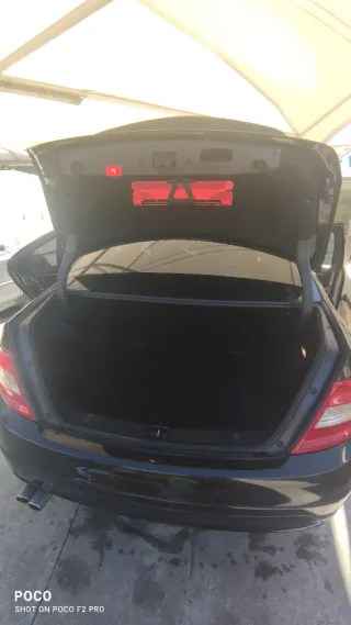 Mercedes-Benz Clase C200 w204 modelo 2011