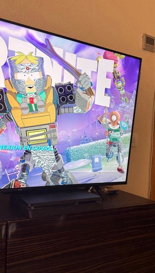 PS4 Slim (PlayStation 4) + 1 Mando