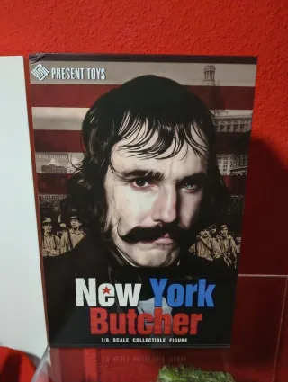 Figura present toys butcher 1/6