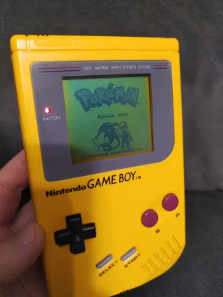Nintendo Game Boy Amarillo