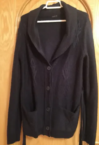 Chaqueta Oysho lana azul marino con lazada