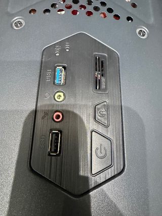 Caja Gaming con 4 Ventiladores RGB