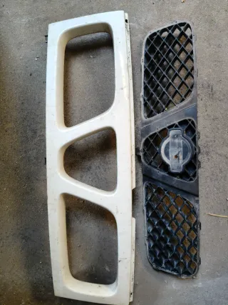 Nissan Terrano 2 Faros y Pilotos