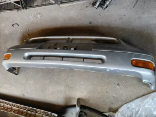 Nissan Terrano 2 Faros y Pilotos