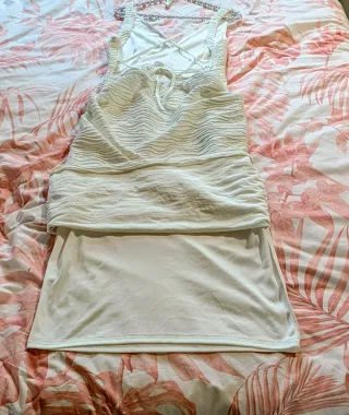 Vestido blanco con textura