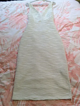 Vestido blanco con textura