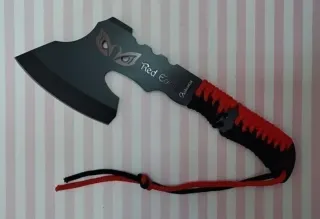 OFERTA. HACHA TÁCTICA DEPORTIVA RED EAGLE Y FUNDA