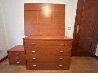 Conjunto cabezero, mesilla y sinfonier