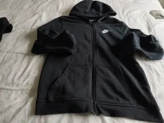 Sudadera Nike chico negra