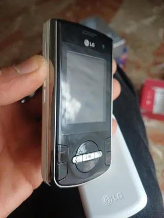 LG KF310 Teléfono Móvil Vintage Nuevo