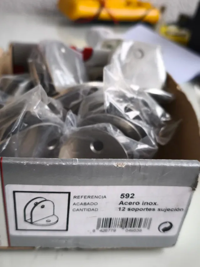 10 Soportes Eurolaton 592 Acero