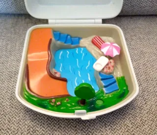 Vintage Polly Pocket Land Tiny World Compact Set
