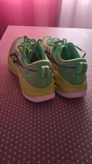 Asics Superblast 2 Talla 45 Ekiden nuevas