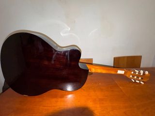 Guitarra Clásica Admira Sara EC