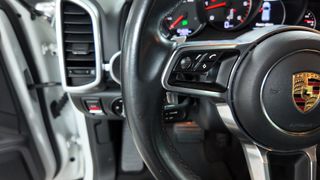 Porsche Cayenne diesel 3.0 V6 262cv