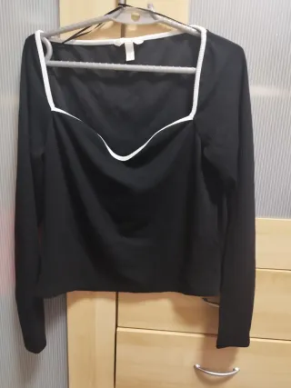 Jersey H&M Negro Cuello Cuadrado