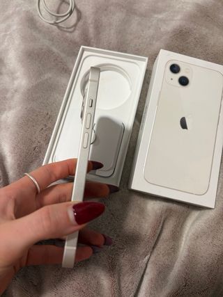 iPhone 13 Blanco/Plateado