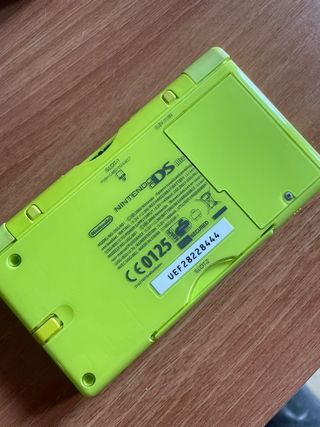 Pacchetto Nintendo DS Lite