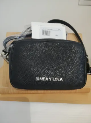 Bolso Bimba y Lola Piel Negro.Etiquetas,envoltorio