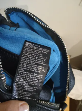 Bolso Bimba y Lola Piel Negro.Etiquetas,envoltorio