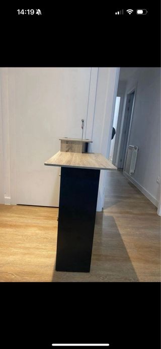 Escritorio madera y metal