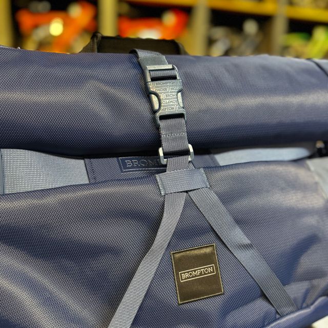 Bolsa Brompton Roll Top Bag Navy