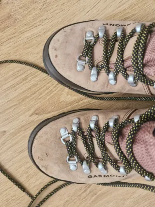 Botas de montaña Garmont piel impermeables