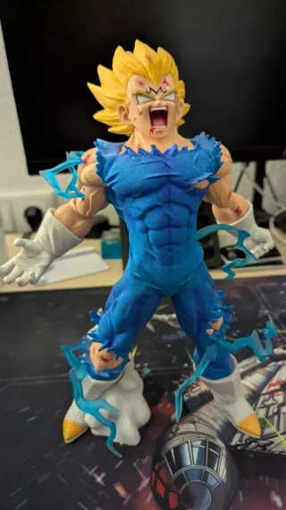 Figura Vegeta Majin Buu Saga Dragon Ball Z