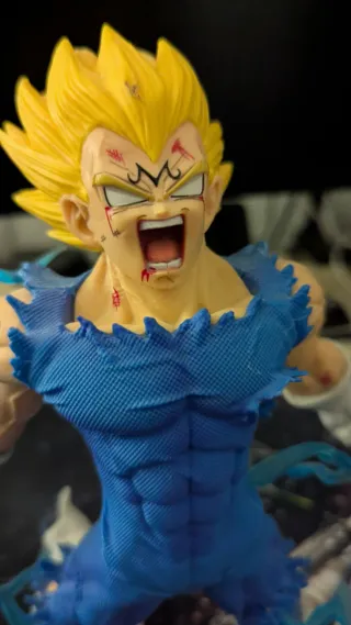 Figura Vegeta Majin Buu Saga Dragon Ball Z