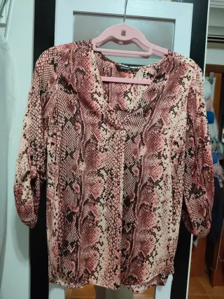 Blusa Stradivarius Animal Print Talla M