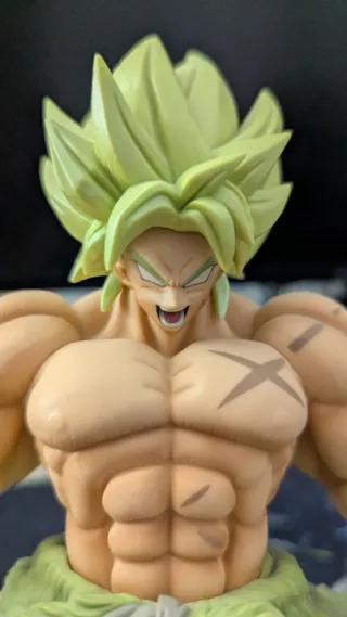 Figura Broly Dragon Ball Super
