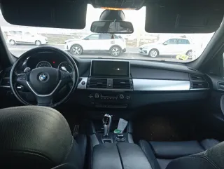 BMW X6 2011