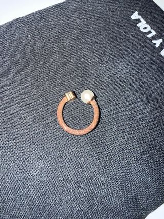 Anillo Tous Osito Perla Blanca ajustable