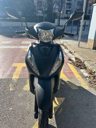 Honda Vision 110 Negro Mate 2022