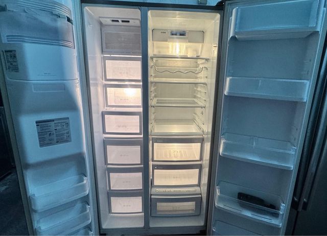 FRIGORÍFICO AMERICANO LG EN INOX