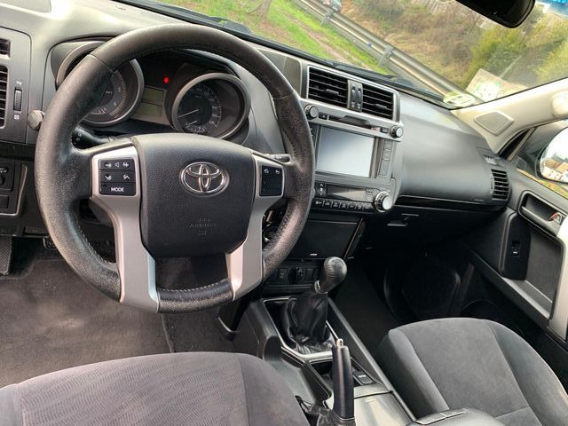 Toyota Land Cruiser 150 2014