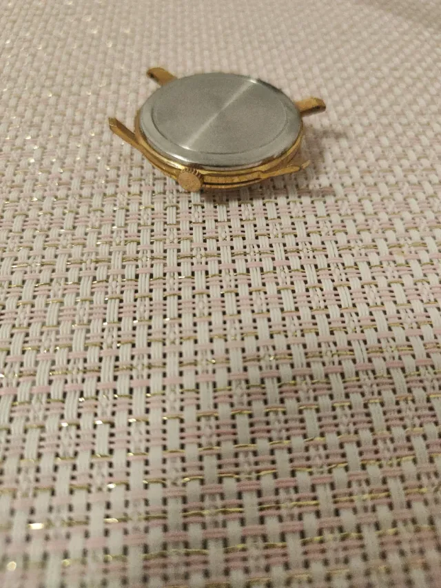 Reloj Cauny Prima Dorado